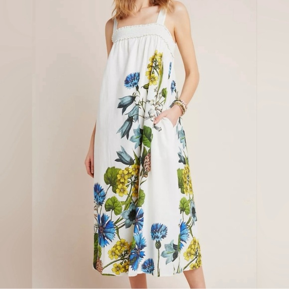 Maeve Dresses & Skirts - White Maxi dress with flowers